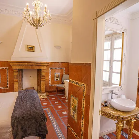 Hotel Casa Palacio Villazambra 4*