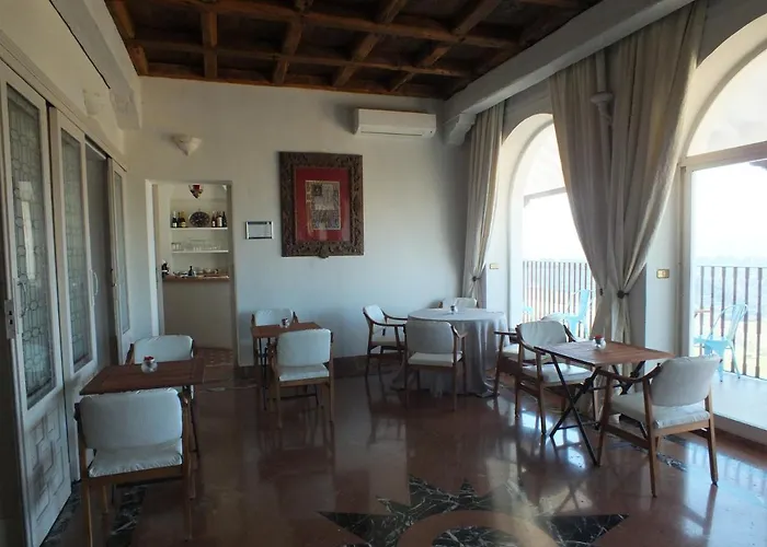 Hotel Casa Palacio Villazambra 4*